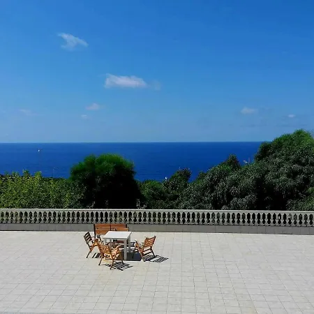 Vittoria Apartment *
